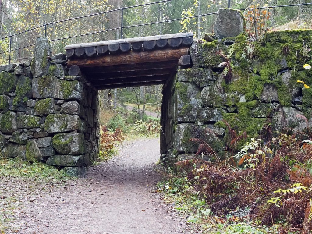 Korketrekkeren: Et kulturminne på veien mellom Østmarksetra og Sarabråten.